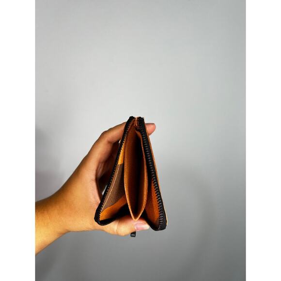 Ampersand As Apostrophe Wallet in Camo Cantalope - Picture 4 of 5